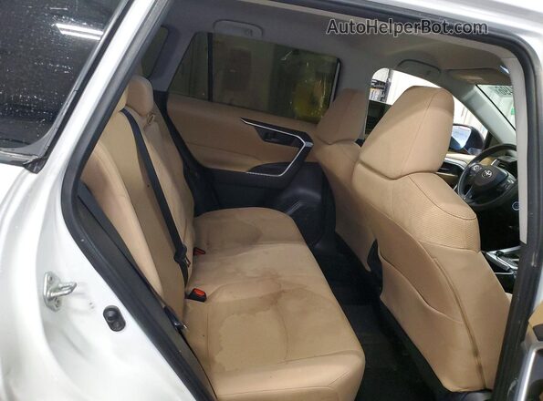 2T3H1RFV6LC050426 2020 TOYOTA RAV4 White Вид задньої частини салону