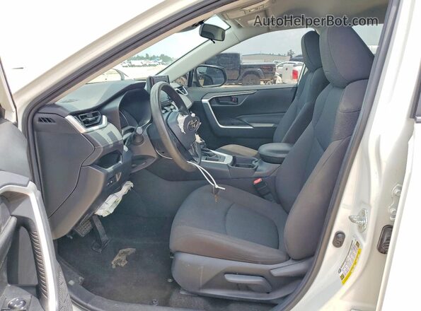 2T3H1RFV6MC126812 2021 TOYOTA RAV4 Белый Вид салона спереди