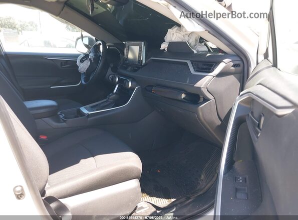 2T3H1RFV6MC130410 2021 TOYOTA RAV4 Белый Вид салона спереди