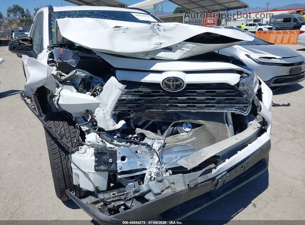 2T3H1RFV6MC130410 2021 TOYOTA RAV4 Белый Вид спереди