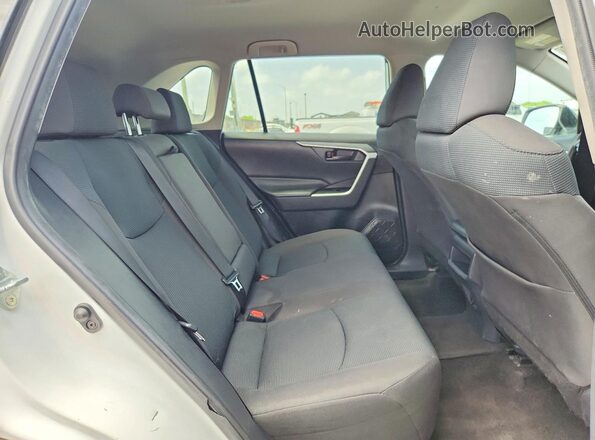 2T3H1RFV6MW135055 2021 TOYOTA RAV4 Белый Вид задних сидений