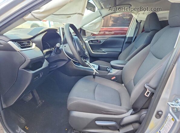 2T3H1RFV7PC227281 2023 TOYOTA RAV4 Silver Widok wnętrza z przodu