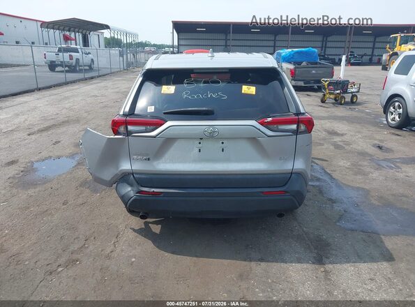 2T3H1RFV7PC229757 2023 TOYOTA RAV4 Silver 
