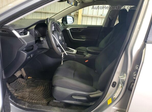 2T3H1RFV8KW053972 2019 TOYOTA RAV4 Silver Front interior view