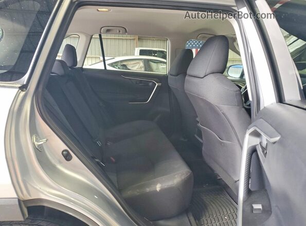 2T3H1RFV8KW053972 2019 TOYOTA RAV4 Silver Rear seats view