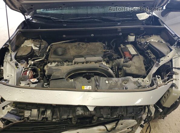 2T3H1RFV8KW053972 2019 TOYOTA RAV4 Silver Rear interior view