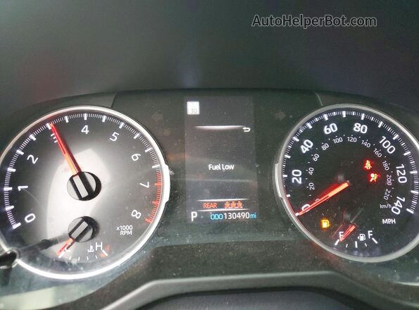 2T3H1RFVXKW019208 2019 TOYOTA RAV4 White ხელსაწყოთა პანელის ხედი