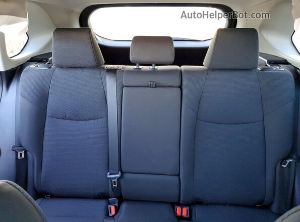 2T3H1RFVXSC335547 2025 TOYOTA RAV4 Black Widok tylnych siedzeń