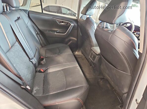 2T3J1RFV5PW358161 2023 TOYOTA RAV4 White Հետևի նստատեղերի տեսք