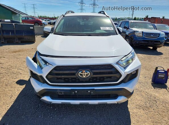 2T3J1RFV7RW465456 2024 TOYOTA RAV4 Белый Вид спереди