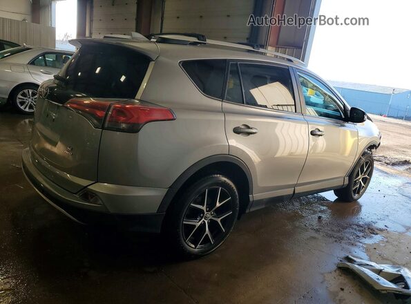 2T3JFREV1GW422456 2016 TOYOTA RAV4 Silver Tył prawy