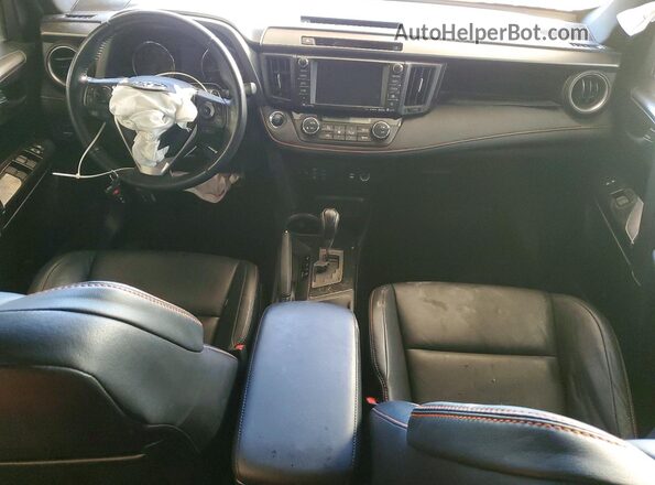 2T3JFREV1GW422456 2016 TOYOTA RAV4 Silver Widok deski rozdzielczej
