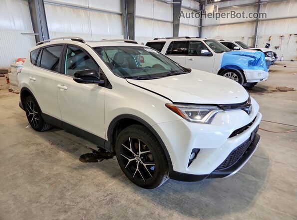2T3JFREV4GW423438 2016 TOYOTA RAV4 Белый Передняя правая четверть
