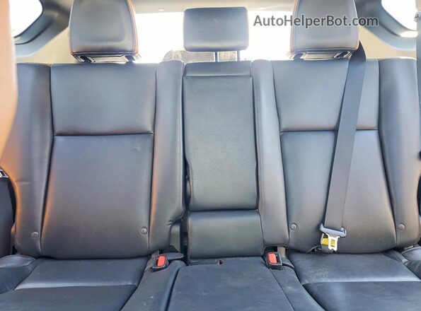 2T3JFREV5GW440927 2016 TOYOTA RAV4 Silver Вид задніх сидінь