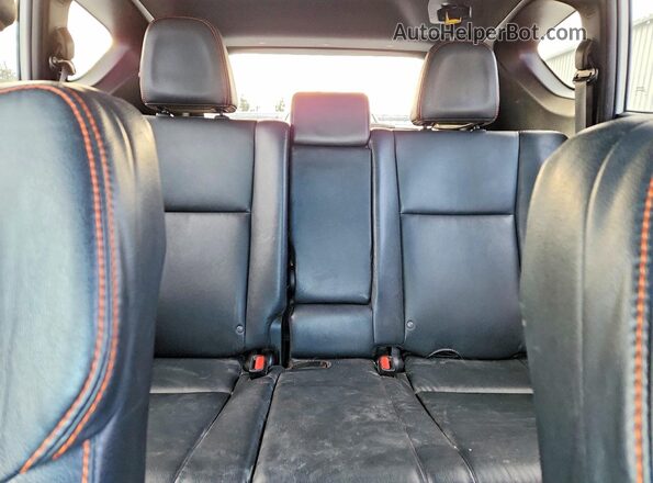 2T3JFREV7GW428522 2016 TOYOTA RAV4 White Vista de los asientos traseros