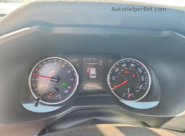 2T3K1RFV3KW049222 2019 TOYOTA RAV4 Red Vista del cuadro de instrumentos