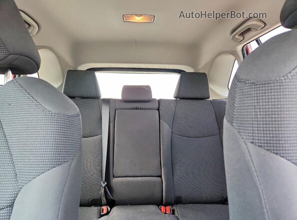 2T3K1RFV4MW103758 2021 TOYOTA RAV4 Red Vista de los asientos traseros