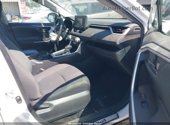 2T3K1RFV5MC167695 2021 TOYOTA RAV4 Белый Вид салона спереди