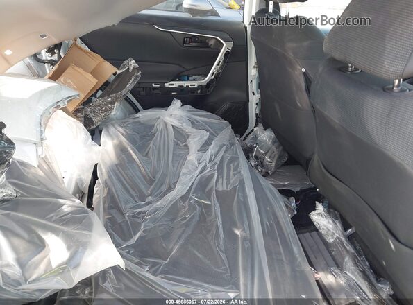 2T3LWRFV8RW237878 2024 TOYOTA RAV4 HYBRID White VIN կոդի պիտակի տեսք