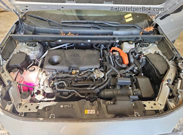 2T3LWRFVXRW203201 2024 TOYOTA RAV4 Silver ძრავის განყოფილების ხედი