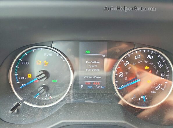 2T3MWRFV3MW127981 2021 TOYOTA RAV4 Red Սարքավորումների վահանակի տեսք