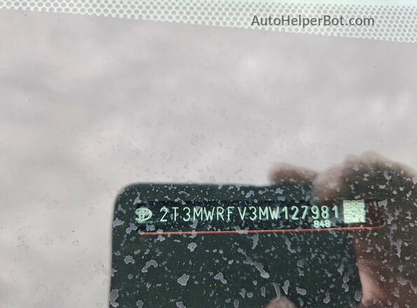 2T3MWRFV3MW127981 2021 TOYOTA RAV4 Red VIN կոդի պիտակի տեսք