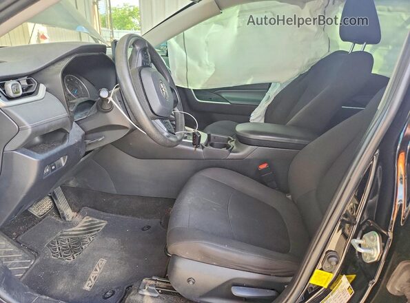 2T3MWRFV9KW006515 2019 TOYOTA RAV4 Черный Вид салона спереди
