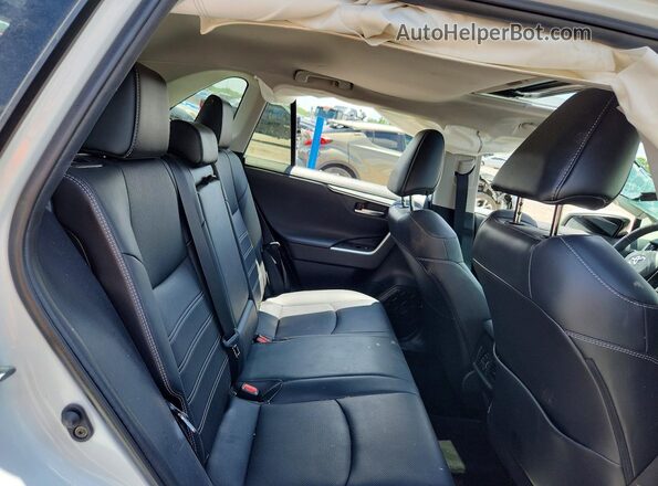 2T3N1RFV3LW100006 2020 TOYOTA RAV4 White Vista interior trasera