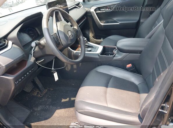 2T3N1RFV3SW498610 2025 TOYOTA RAV4 Black Սալոնի դիմացի տեսք