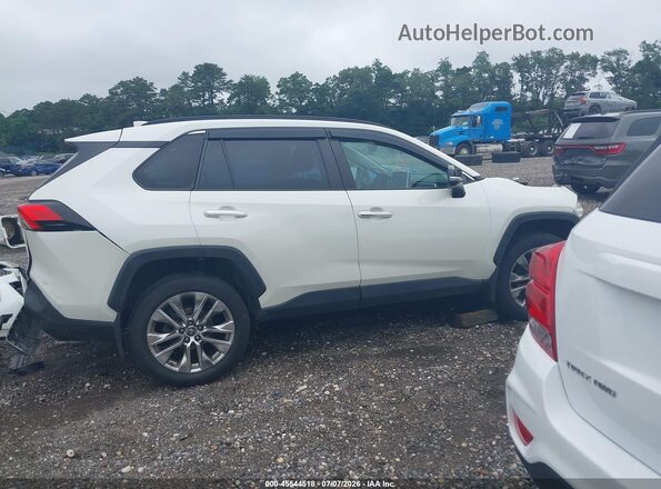 2T3N1RFV6MW222019 2021 TOYOTA RAV4 White Вид задньої частини салону