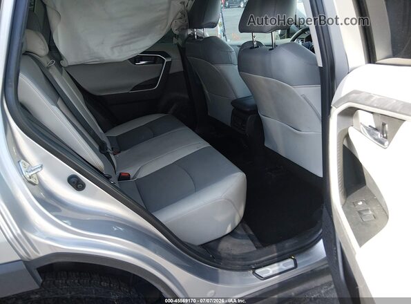 2T3N1RFV6NC287715 2022 TOYOTA RAV4 Silver VIN կոդի պիտակի տեսք