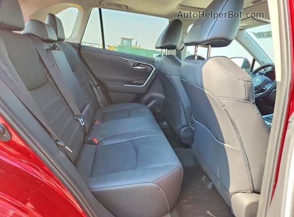 2T3N1RFV9SW601187 2025 TOYOTA RAV4 Red Vista interior trasera