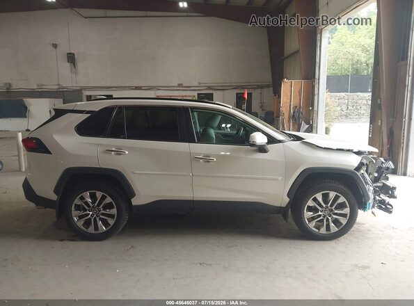 2T3N1RFVXKW054110 2019 TOYOTA RAV4 White Вид задньої частини салону