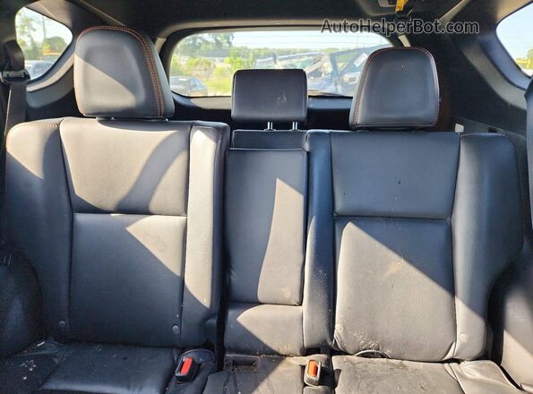2T3NFREV3GW262047 2016 TOYOTA RAV4 Purple Вид задніх сидінь