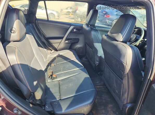 2T3NFREV3GW262047 2016 TOYOTA RAV4 Purple Вид задньої частини салону