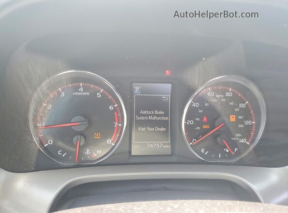 2T3NFREV3GW271637 2016 TOYOTA RAV4 Silver Vista del cuadro de instrumentos