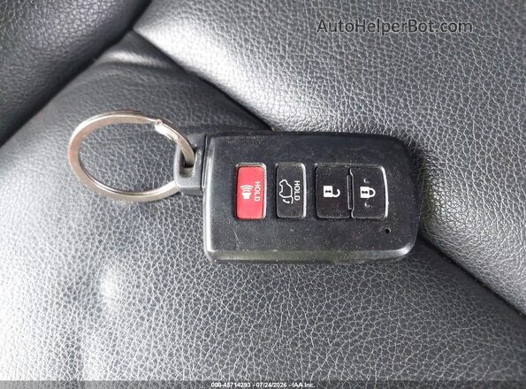 2T3NFREV5GW309000 2016 TOYOTA RAV4 White წინა პანელის ხედი