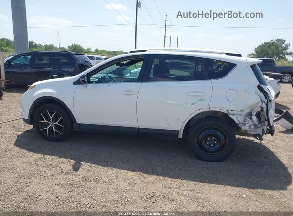 2T3NFREV5GW309000 2016 TOYOTA RAV4 White 