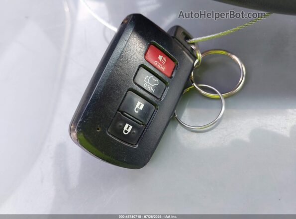 2T3NFREV9HW370724 2017 TOYOTA RAV4 Gray წინა პანელის ხედი