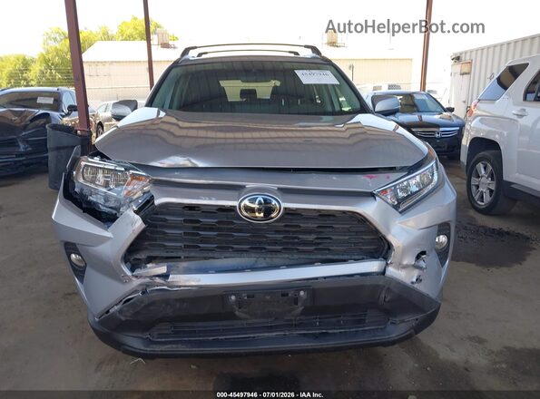 2T3P1RFV0KW080126 2019 TOYOTA RAV4 Silver Սարքավորումների վահանակի տեսք