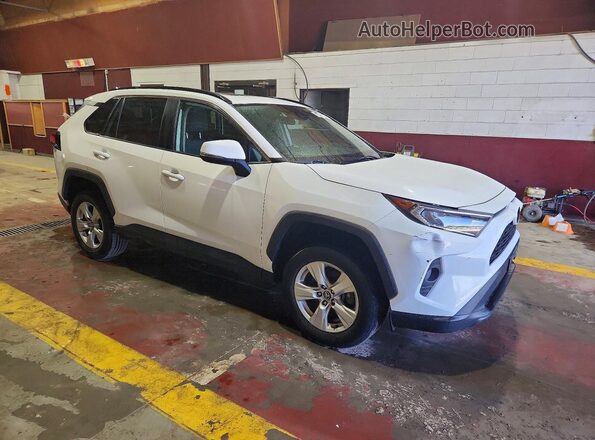 2T3P1RFV0MC150714 2021 TOYOTA RAV4 White Передня права чверть