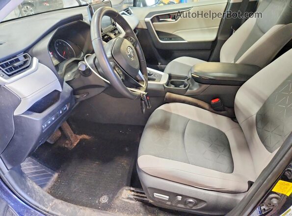 2T3P1RFV1MW149621 2021 TOYOTA RAV4 Blue Widok wnętrza z przodu