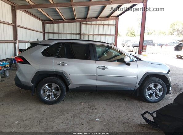 2T3P1RFV1NC256672 2022 TOYOTA RAV4 Silver სალონის 360-გრადუსიანი ხედი