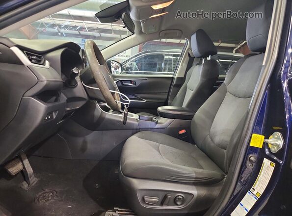 2T3P1RFV2LC098713 2020 TOYOTA RAV4 Blue წინა სალონის ხედი