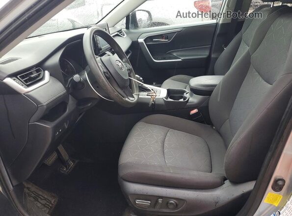 2T3P1RFV2LC125960 2020 TOYOTA RAV4 Silver Սալոնի դիմացի տեսք
