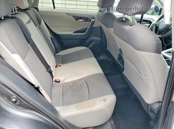2T3P1RFV2MC203400 2021 TOYOTA RAV4 Gray Rear interior view