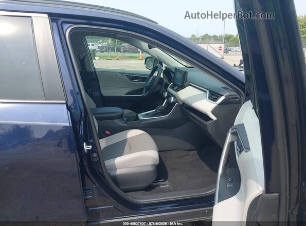 2T3P1RFV2MW217988 2021 TOYOTA RAV4 Blue Вид салону спереду