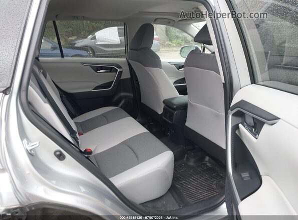 2T3P1RFV2NW267856 2022 TOYOTA RAV4 Silver Vista de la etiqueta del VIN