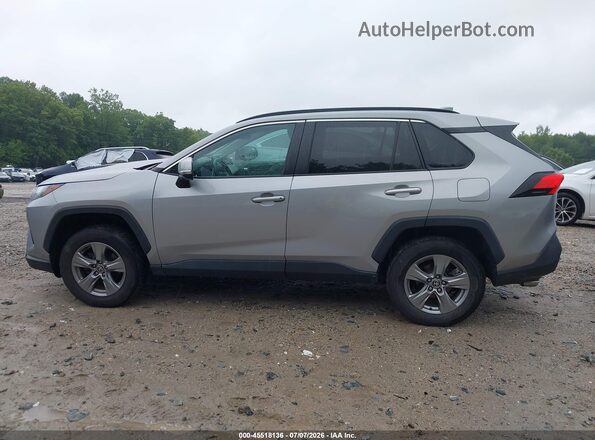 2T3P1RFV2NW267856 2022 TOYOTA RAV4 Silver Vista interior de 360 grados