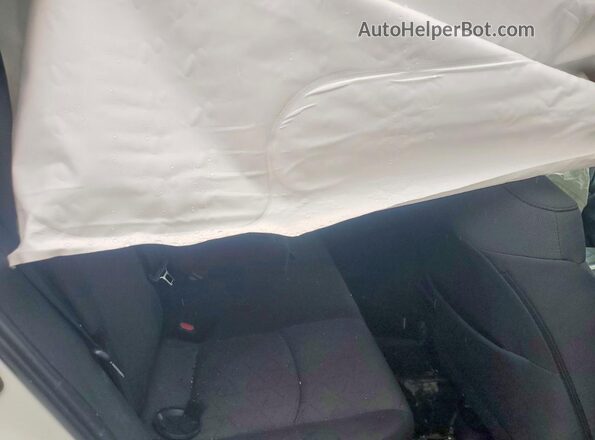 2T3P1RFV2NW309068 2022 TOYOTA RAV4 White Սալոնի հետևի տեսք